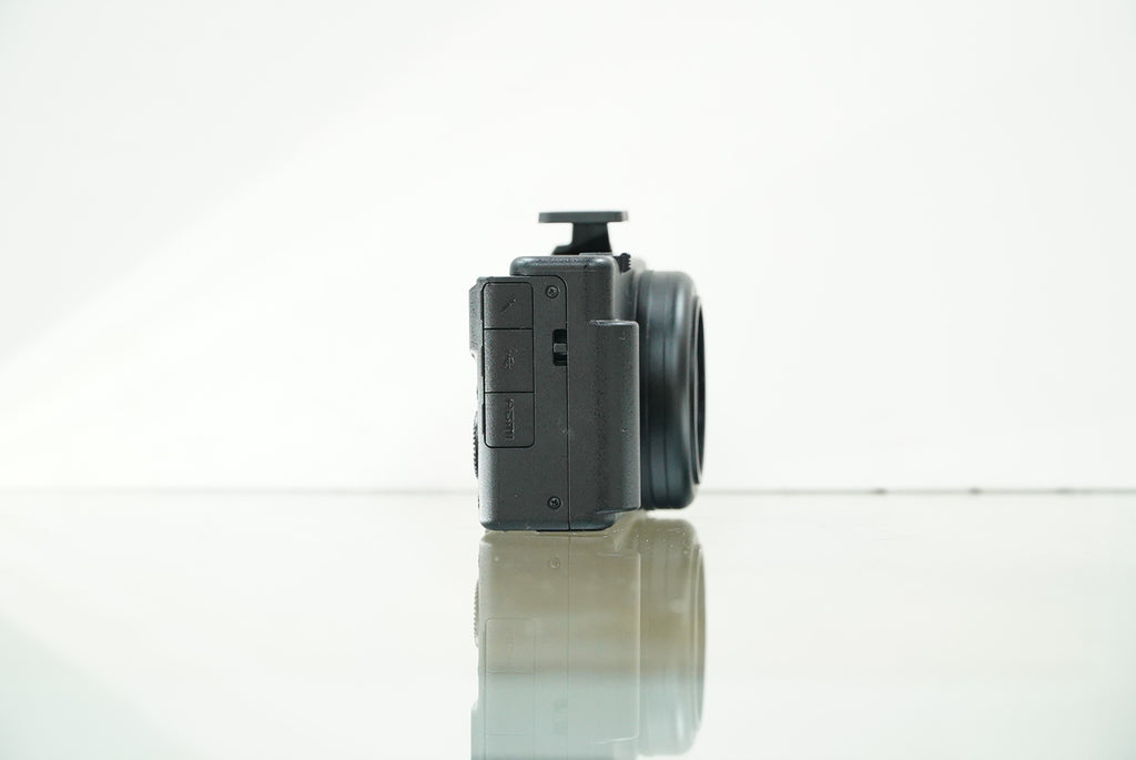 Sony ZV-1F Vlogging Camera (Black) with Shooting Grip #6511324,Used