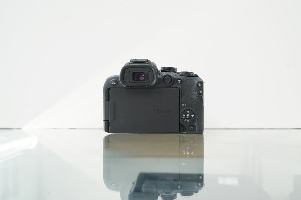 Canon EOS R10 Mirrorless Camera #02244, Used