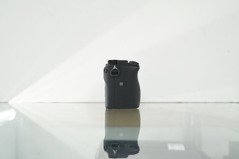 Sony a6400 Mirrorless Camera #3617491, Used