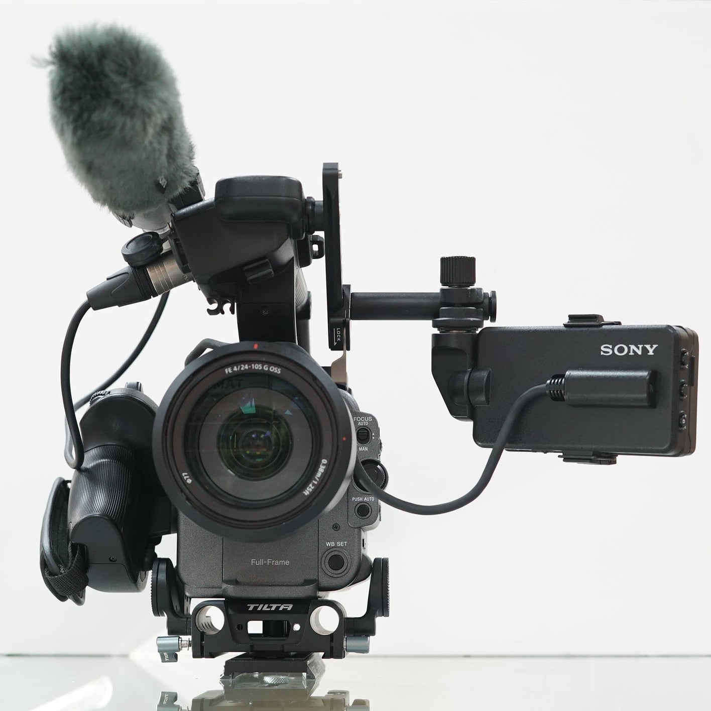 Sony FX6 Full-Frame Cinema Camera/w FE 4/24-105 G OSS Lens #2010219, Used