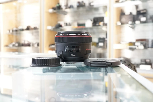 CANON 50F12-71509 EF 50mm f/1.2 L USM Lens, Used