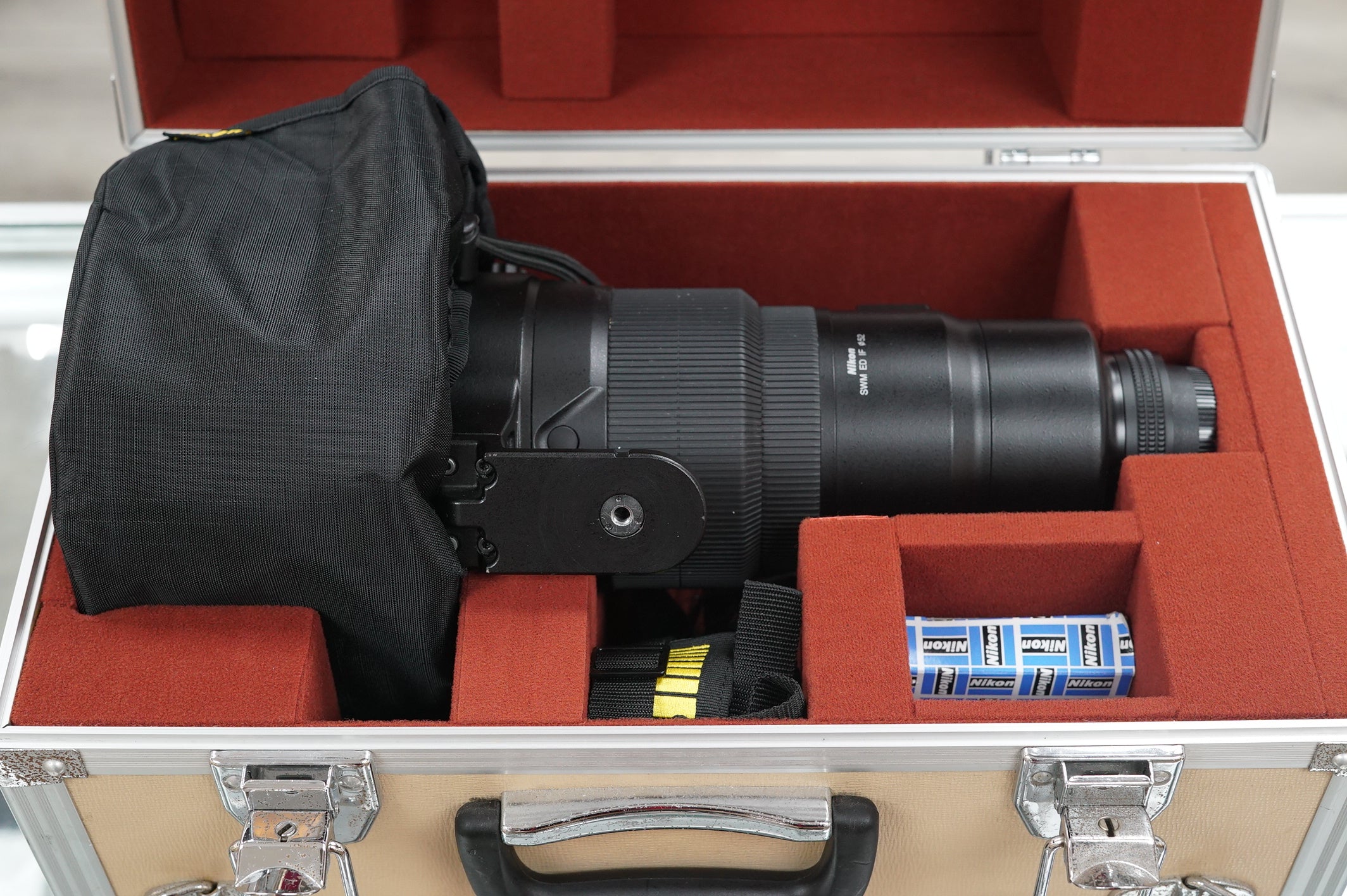 NIKON AF-S NIKKOR 400mm 2.8 D II ED LENS #300145, Used