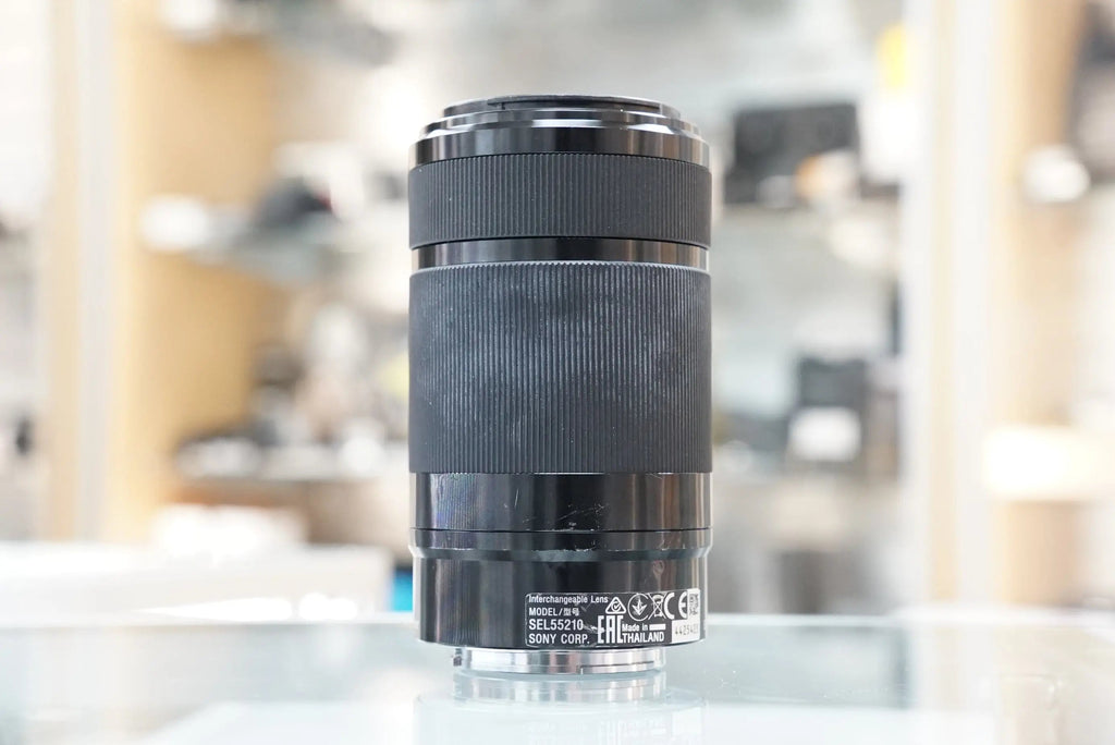 SONY 55210-4425423 E 55-210mm f/4.5-6.3 OSS Lens, Used