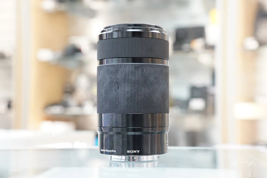 SONY 55210-4425423 E 55-210mm f/4.5-6.3 OSS Lens, Used