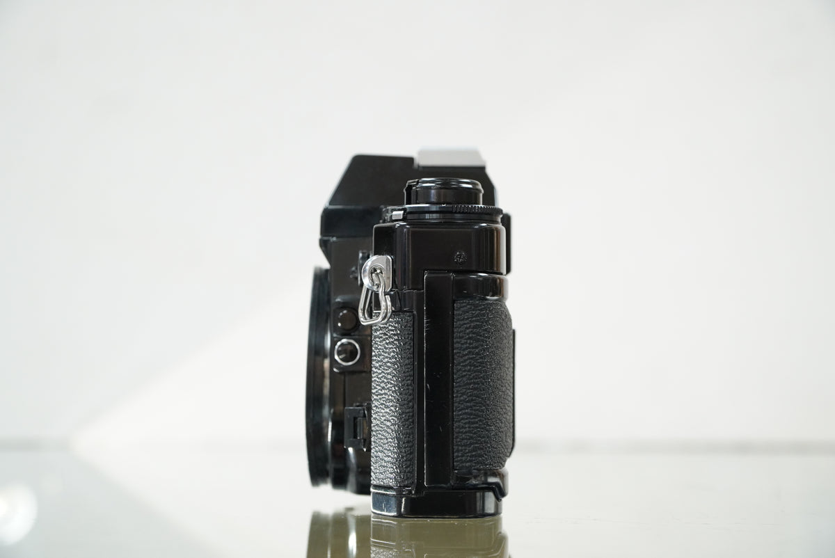 Canon A-1 35mm SLR Camera Body (Black) #03896, Used