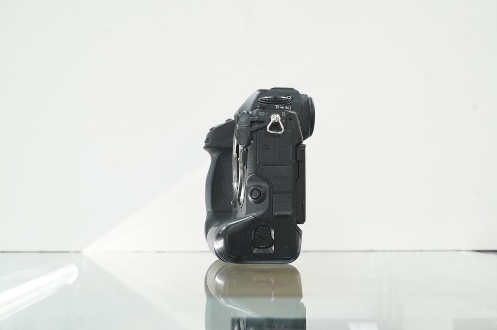 Nikon Z9 Mirrorless Camera #24131, Used