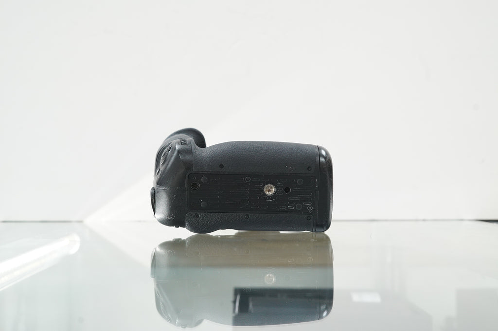 Nikon Z9 Mirrorless Camera #24131, Used