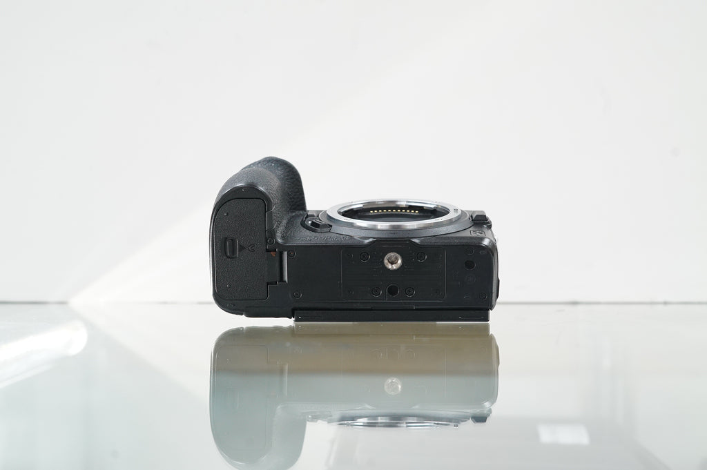 Nikon Z5 Mirrorless Camera #25808, Used