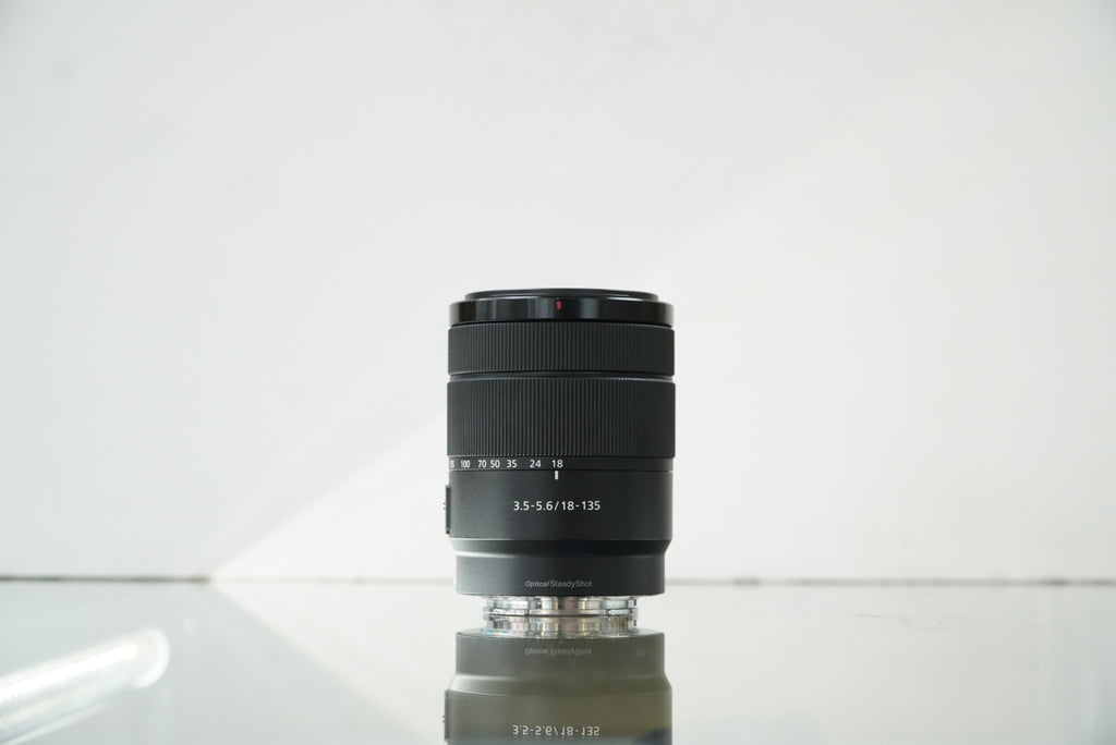 Sony E 18-135mm f/3.5-5.6 OSS Lens #2289616, Used