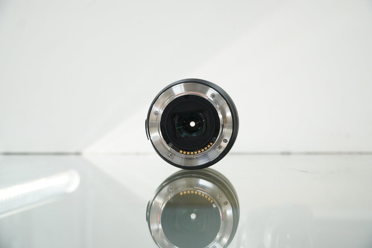 Sony E 18-135mm f/3.5-5.6 OSS Lens #2289616, Used