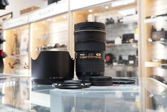 NIKON AFS2470F28-35859 AF-S NIKKOR 24-70mm f/2.8 G ED Autofocus IF Lens {77}, Used