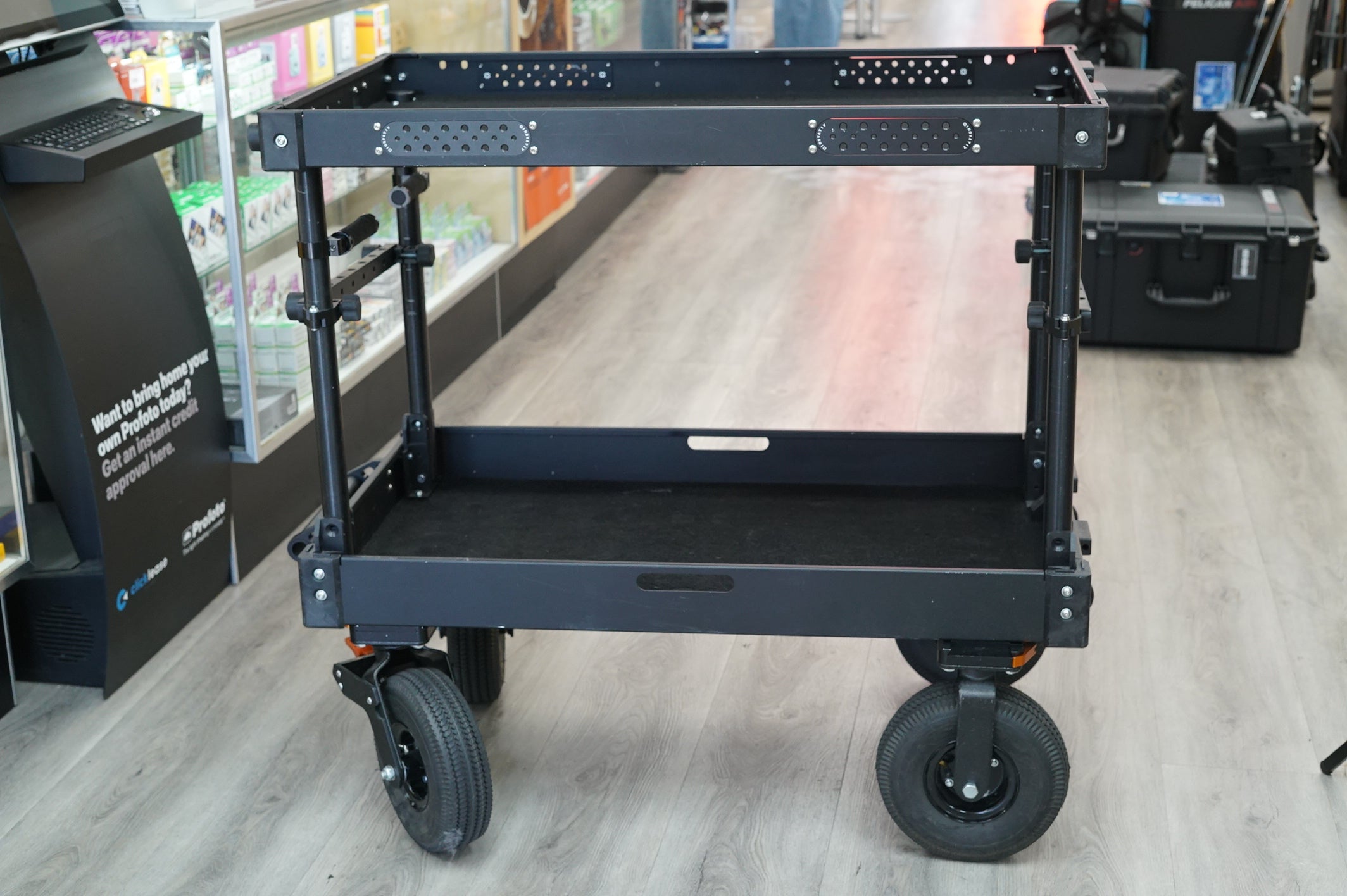 INOVATIV Voyager 42 NXT Equipment Cart, Used