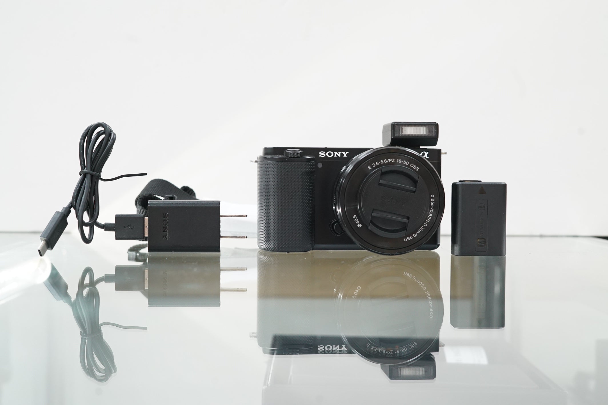 Sony ZV-E10 Mirrorless Camera with 16-50mm Lens (Black) #6321136, Used