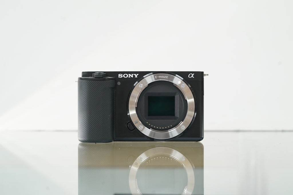 Sony ZV-E10 Mirrorless Camera with 16-50mm Lens (Black) #6321136, Used