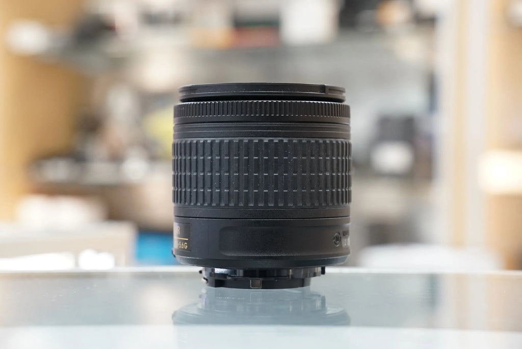 NIKON AF-P DX Nikkor 18-55mm f/3.5-5.6 G VR Lens #32819, Used