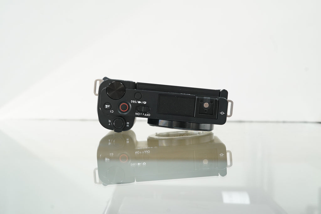 Sony ZV-E10 Mirrorless Camera with 16-50mm Lens (Black) #6321136, Used