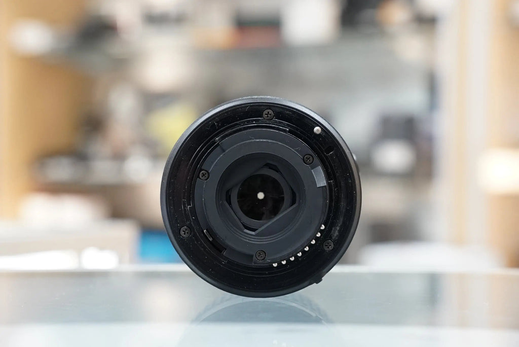 NIKON AF-P DX Nikkor 18-55mm f/3.5-5.6 G VR Lens #32819, Used