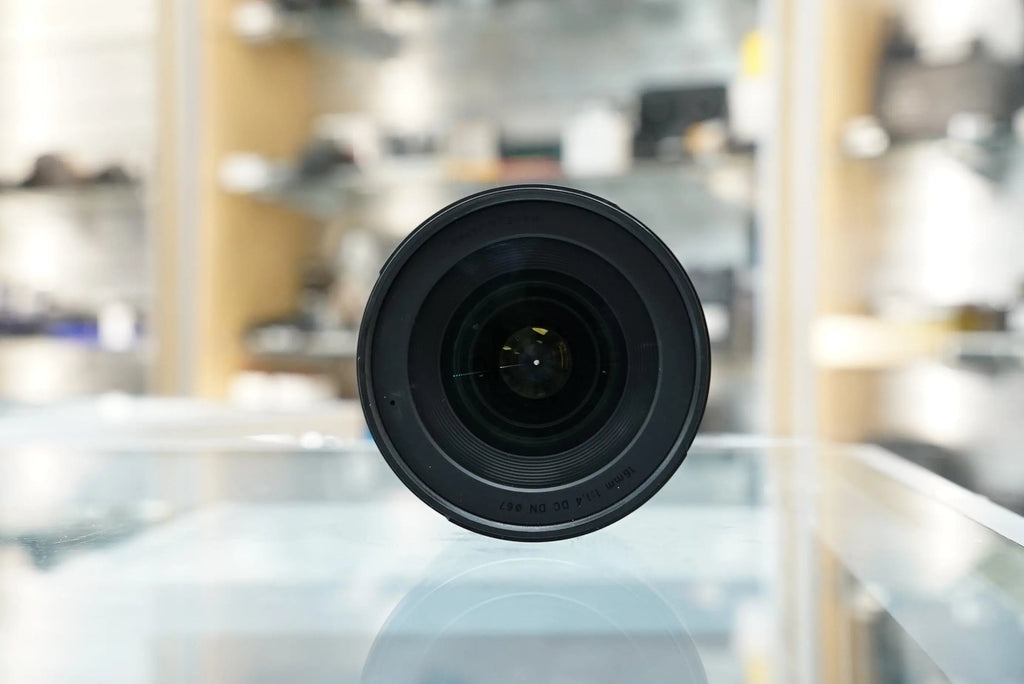 SIGMA 16mm f/1.4 DC DN Contemporary Lens (Sony E) #95571, Used