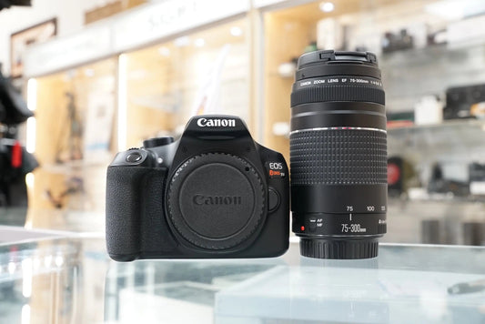 Canon REBELT6KIT70300-30614 EOS Rebel T6 Kit W/EF 75-300mm 4-5.6 III Lens, Used