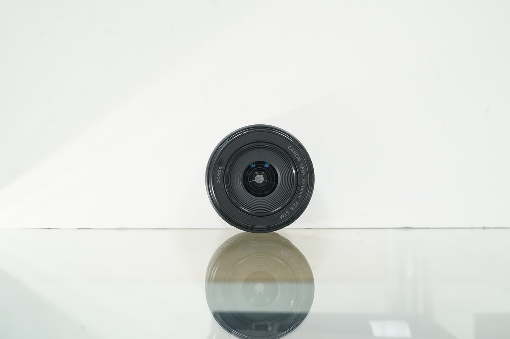 Canon RF 16mm f/2.8 STM Lens #05019, Used