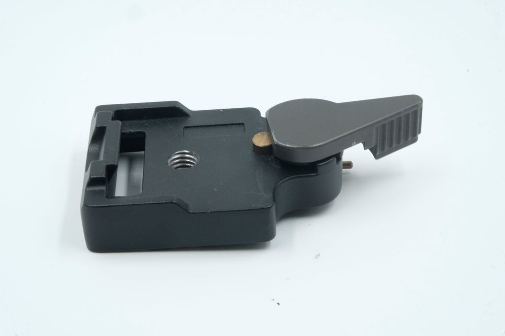 Manfrotto 323 RC2 System Quick Release Adapter with 200PL-14 Plate, Used - AVC photo video store