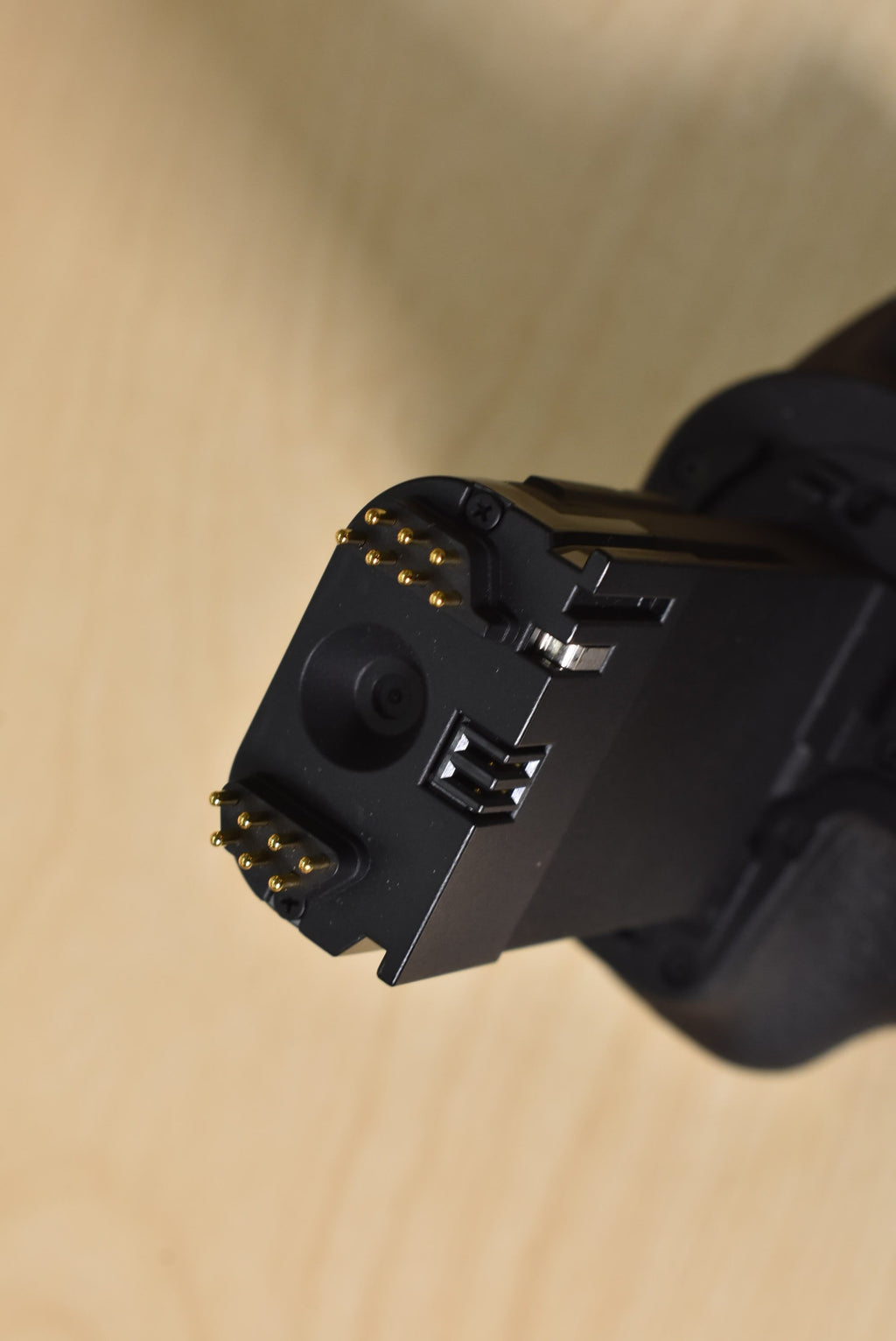 Canon BGE21-02187 BG-E21 Battery Grip for Canon 6D Mark II, Used - AVC photo video store