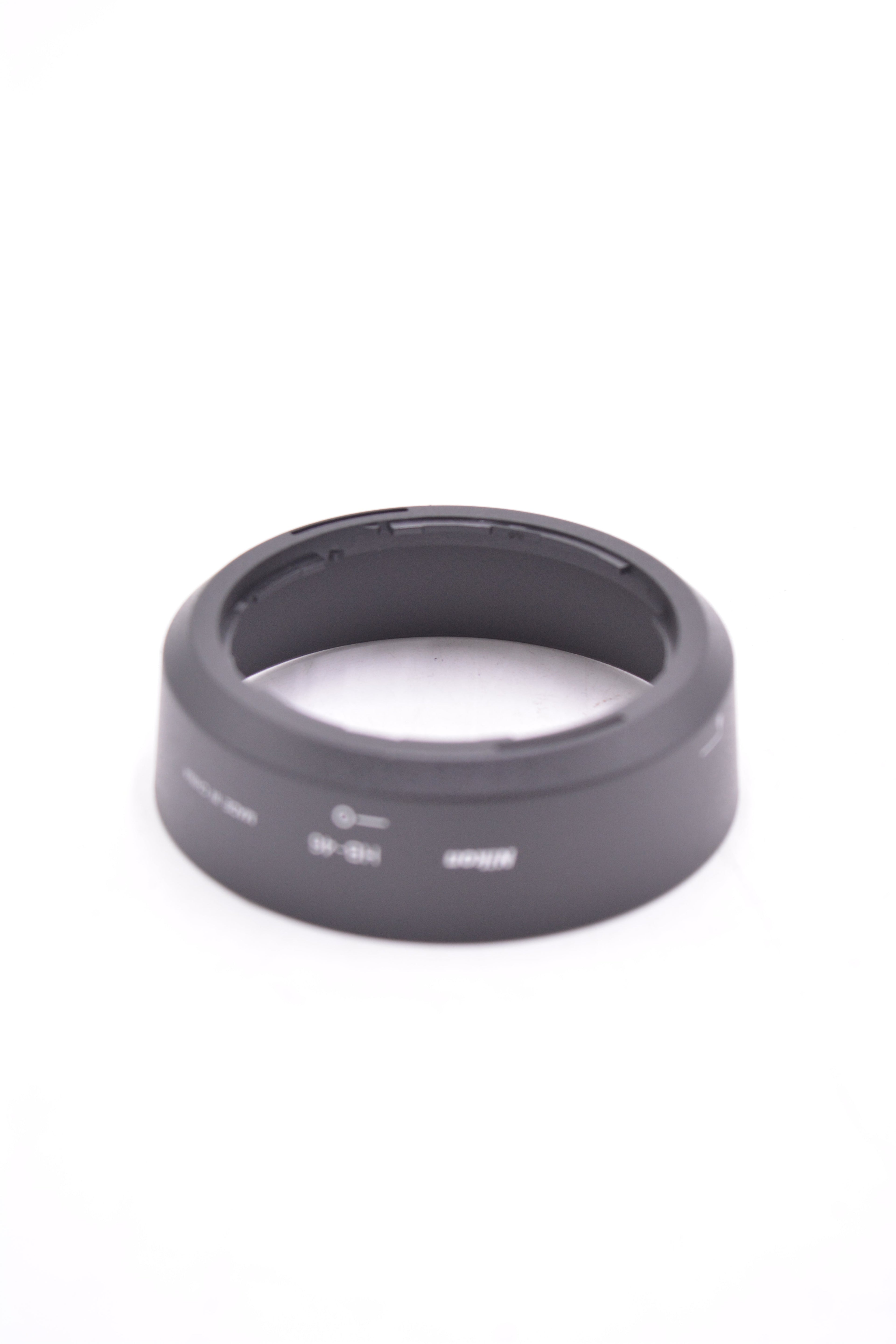 Nikon HB-46 Bayonet Lens Hood for AF-S DX NIKKOR 35mm f/1.8G, Used - AVC photo video store