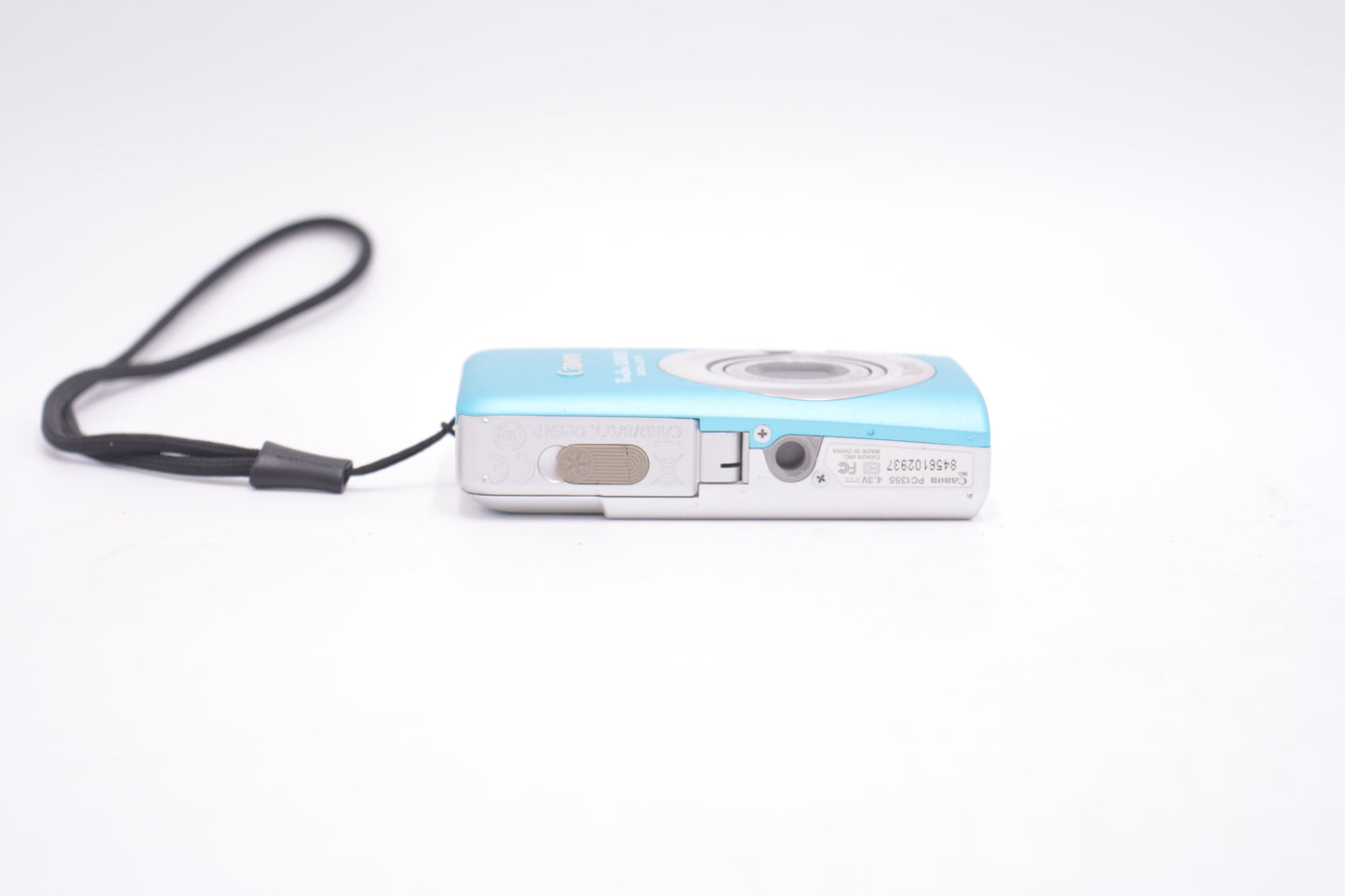 Canon PowerShot SD1200-02937 IS Digital Elph Camera W/ Battery, Used