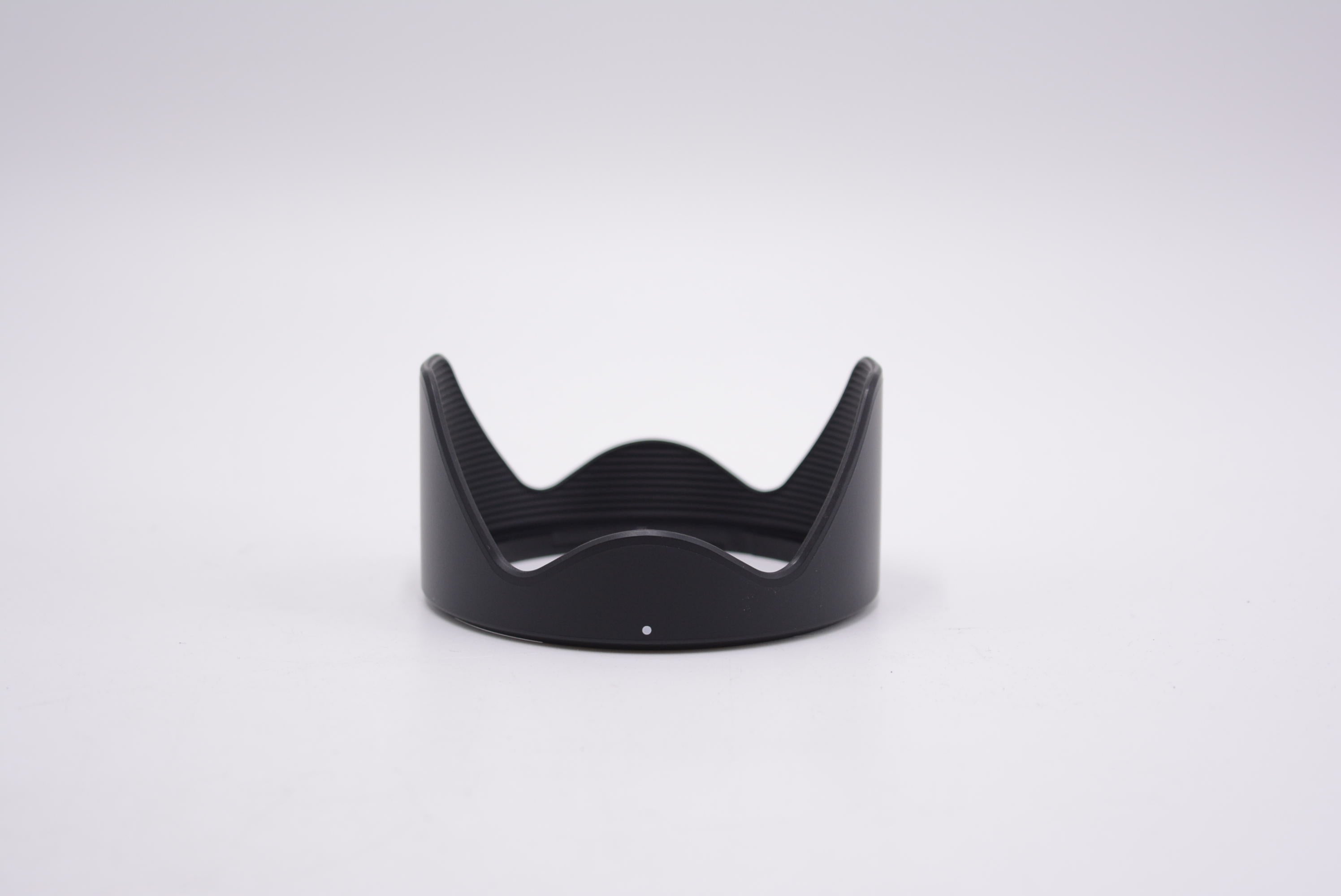 Fujifilm Lens Hood for the XF 18-135mm f/3.5-5.6 R Lens, Used - AVC photo video store