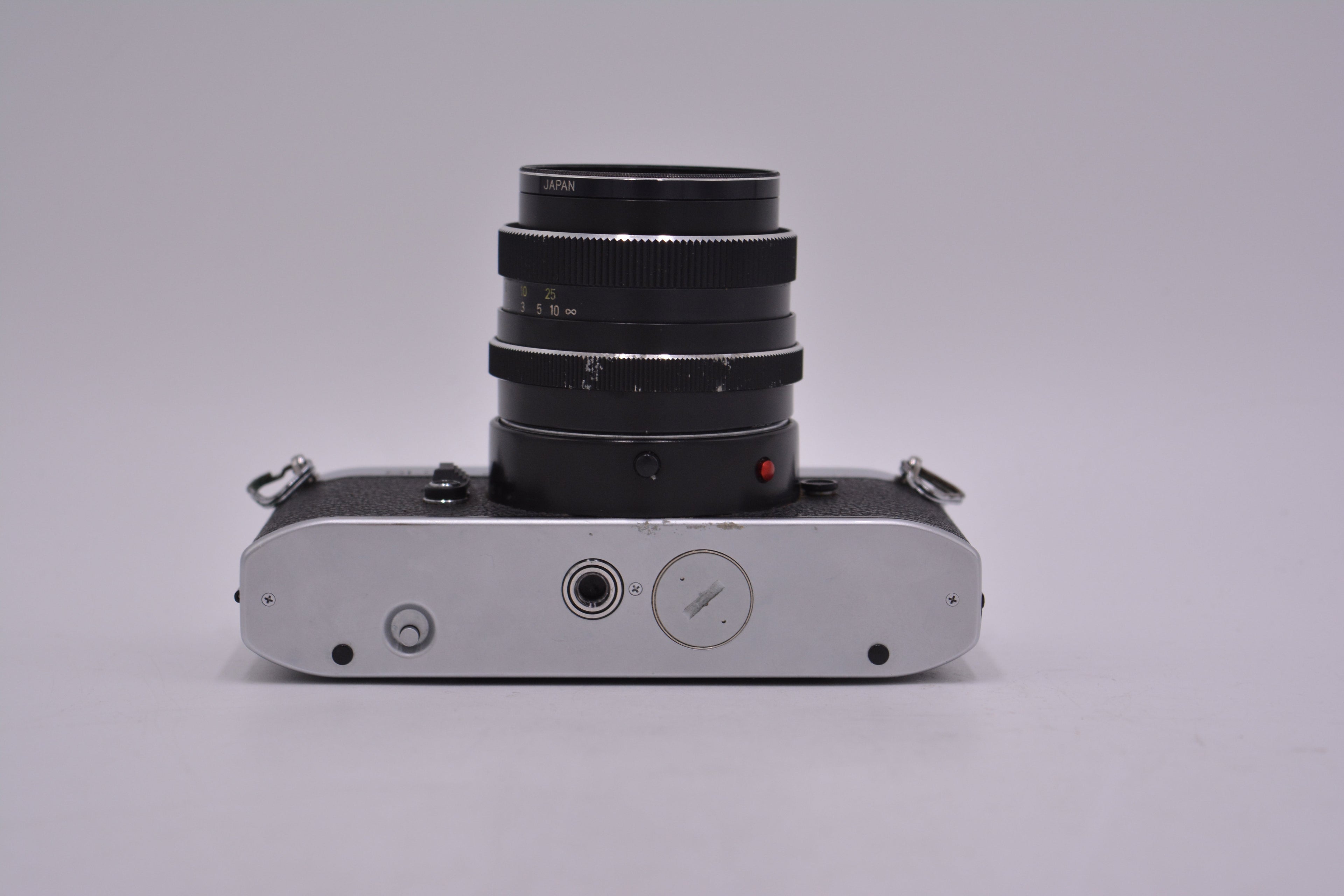 Rolleiflex SL35 W/ Planar 50mm 1.8 35mm 35mm Vintage Film Camera, Used (AS IS) - AVC photo video store