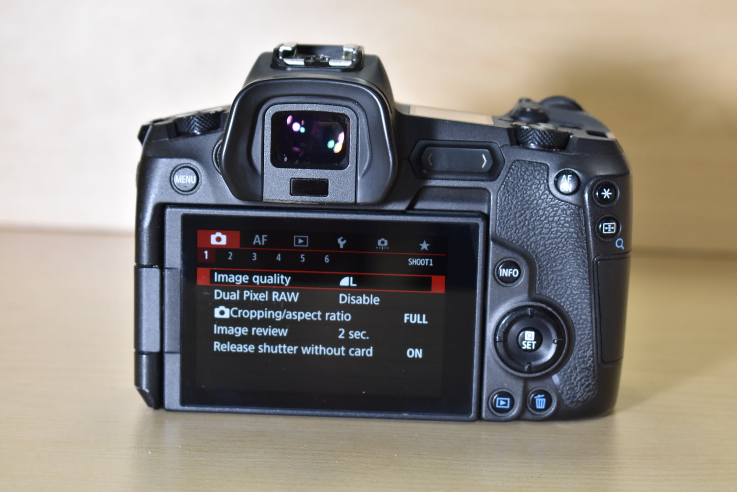 Canon EOSR-02364 EOS R Mirrorless Camera Body {30.3MP}, Used