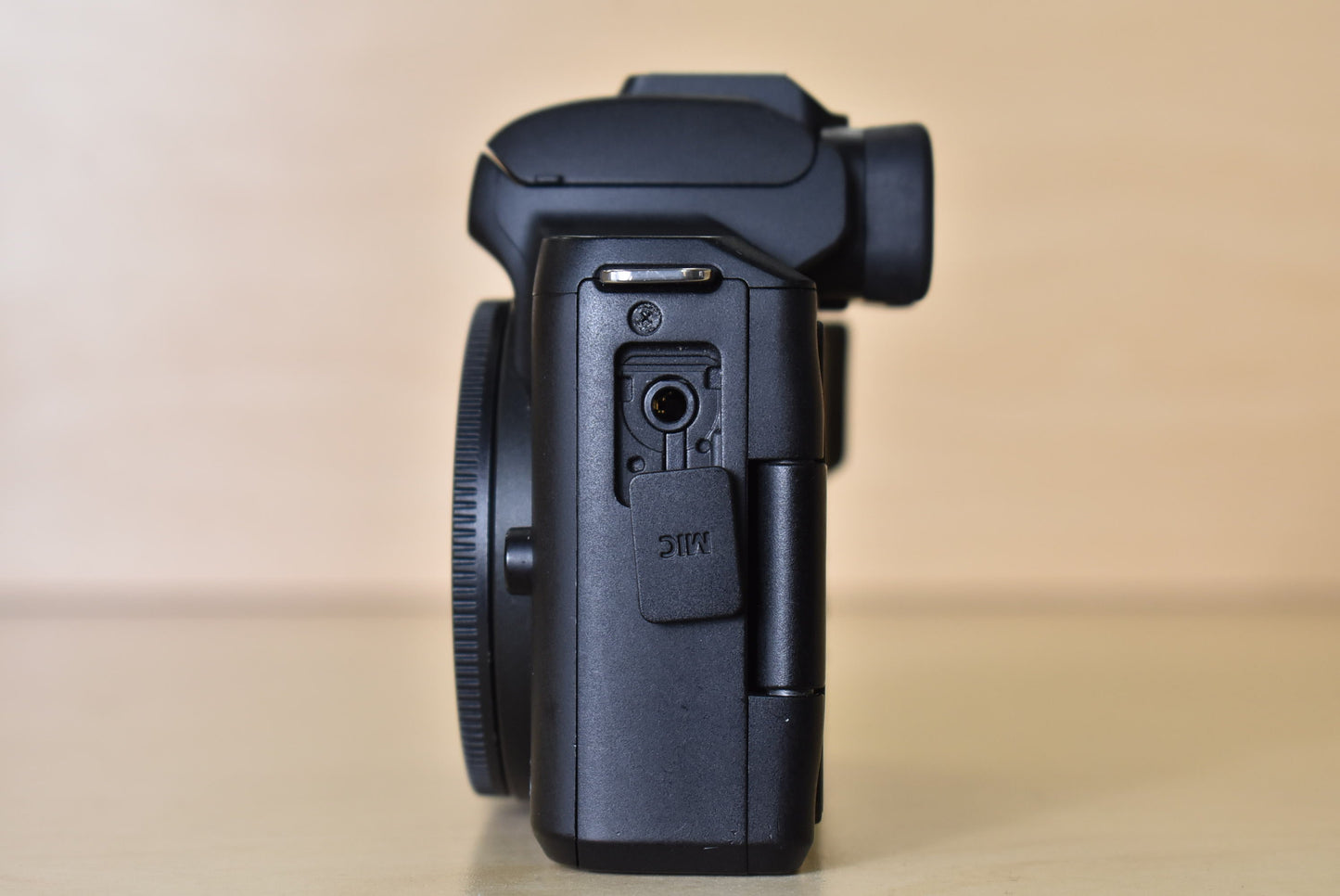 Canon EOSM50-15239 EOS M50 Mark II Mirrorless Camera Body, Used