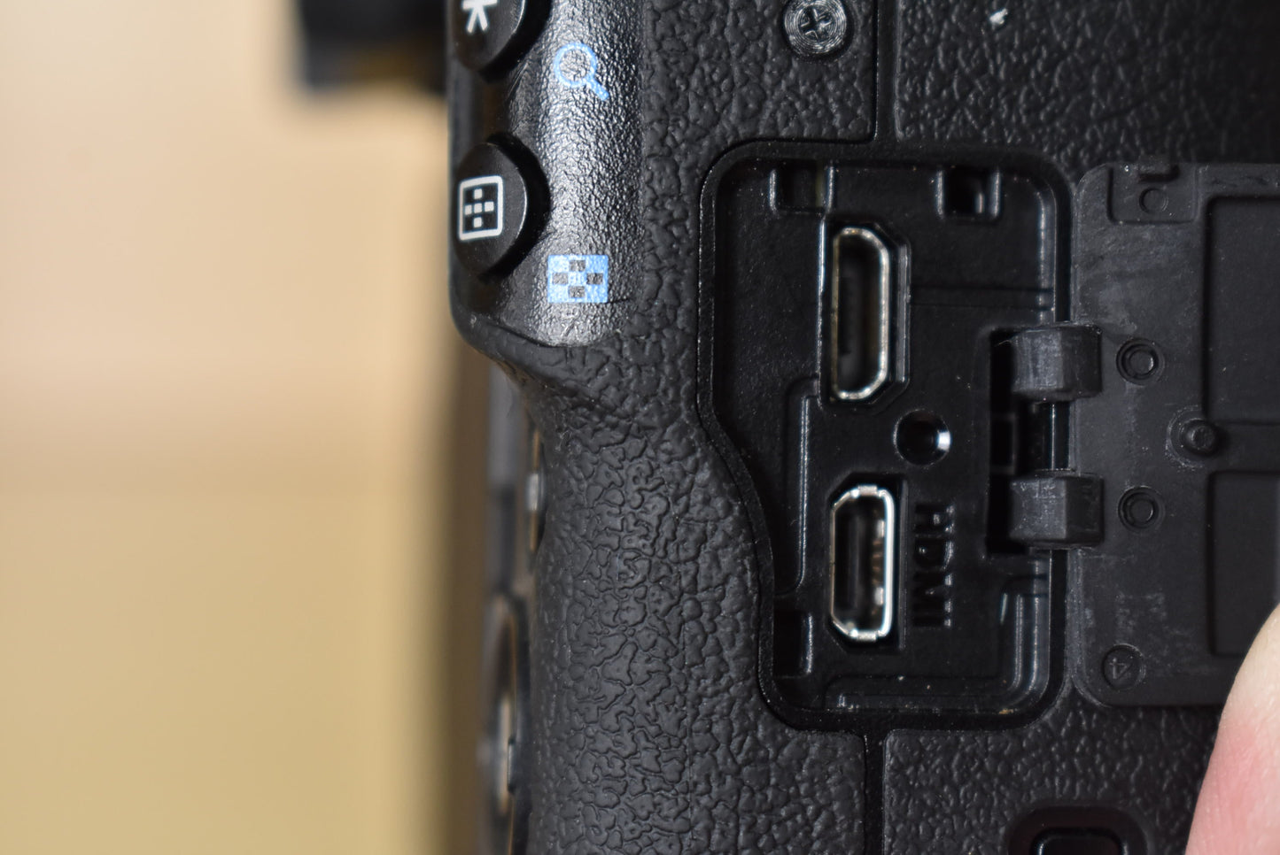 Canon EOSM50-15239 EOS M50 Mark II Mirrorless Camera Body, Used