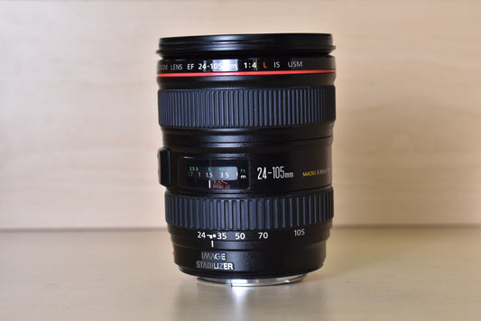 Canon EF24105F4L-26733 24-105mm f/4 L IS USM Macro EF-Mount Lens, Used (For Parts)