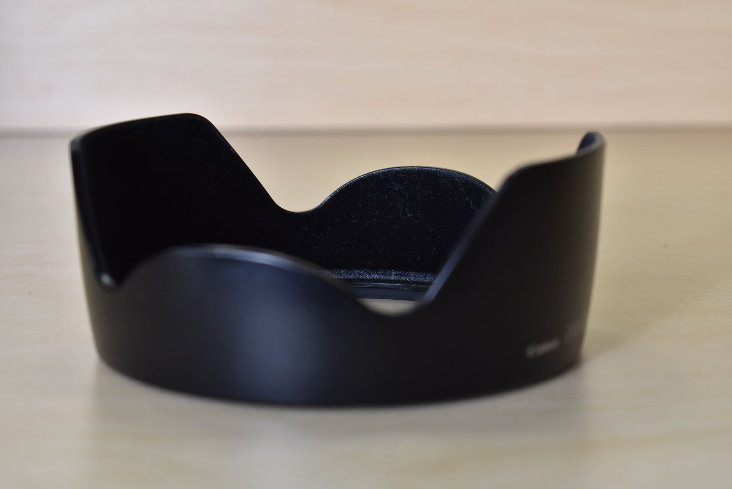 Canon EF24105F4L-26733 24-105mm f/4 L IS USM Macro EF-Mount Lens, Used (For Parts)