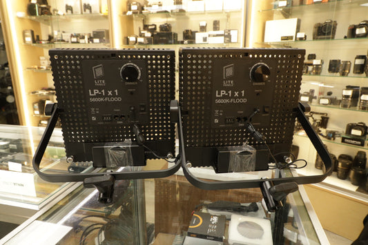 LITE PANELS LP15600K LP-1 5600k-Flood Light Panel Set, Used