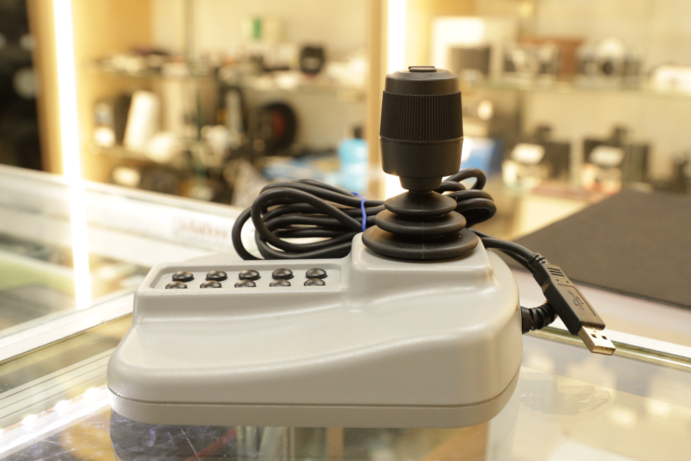 CH IPDUSB-1349 PRODUCTS IPJOYSTICK IP Desktop USB Joystick Controller IPD-USB, Used - AVC photo video store