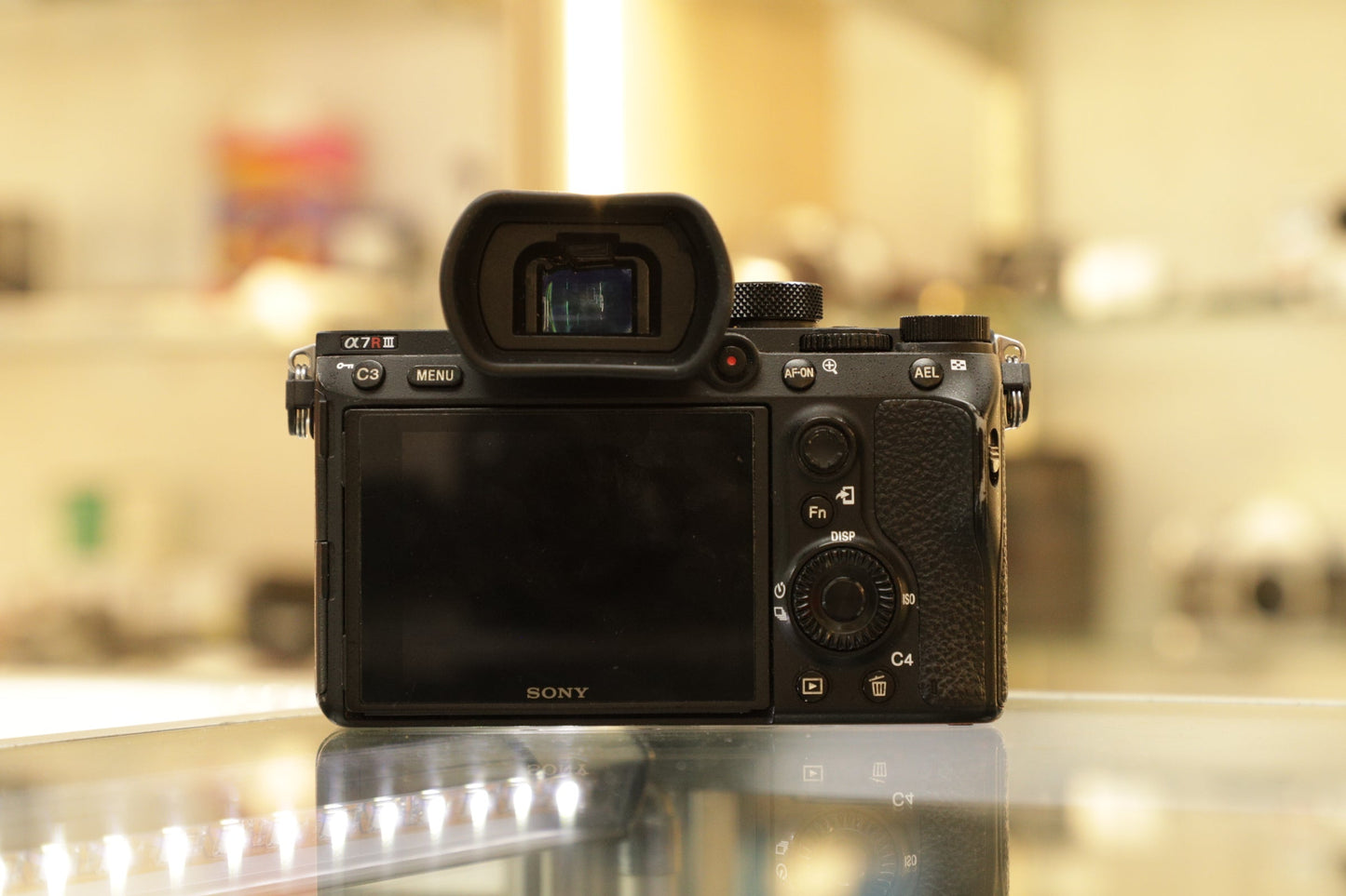 Sony A7RIII-3410986 a7R III Mirrorless Camera Body + VG-C3EM, Black (42.4MP), Used
