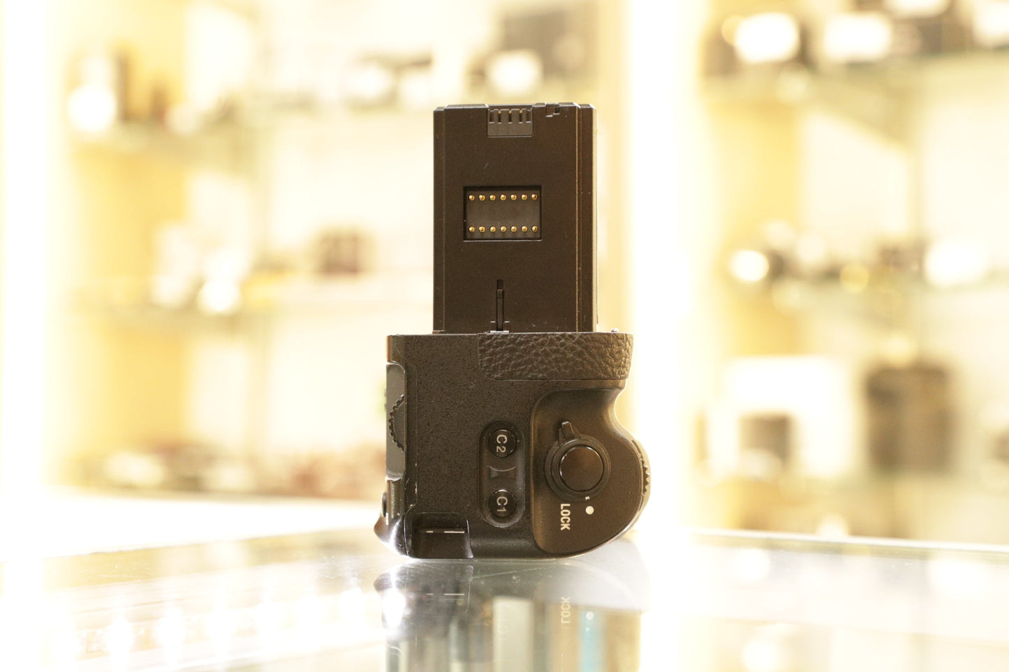 Sony A7RIII-3410986 a7R III Mirrorless Camera Body + VG-C3EM, Black (42.4MP), Used