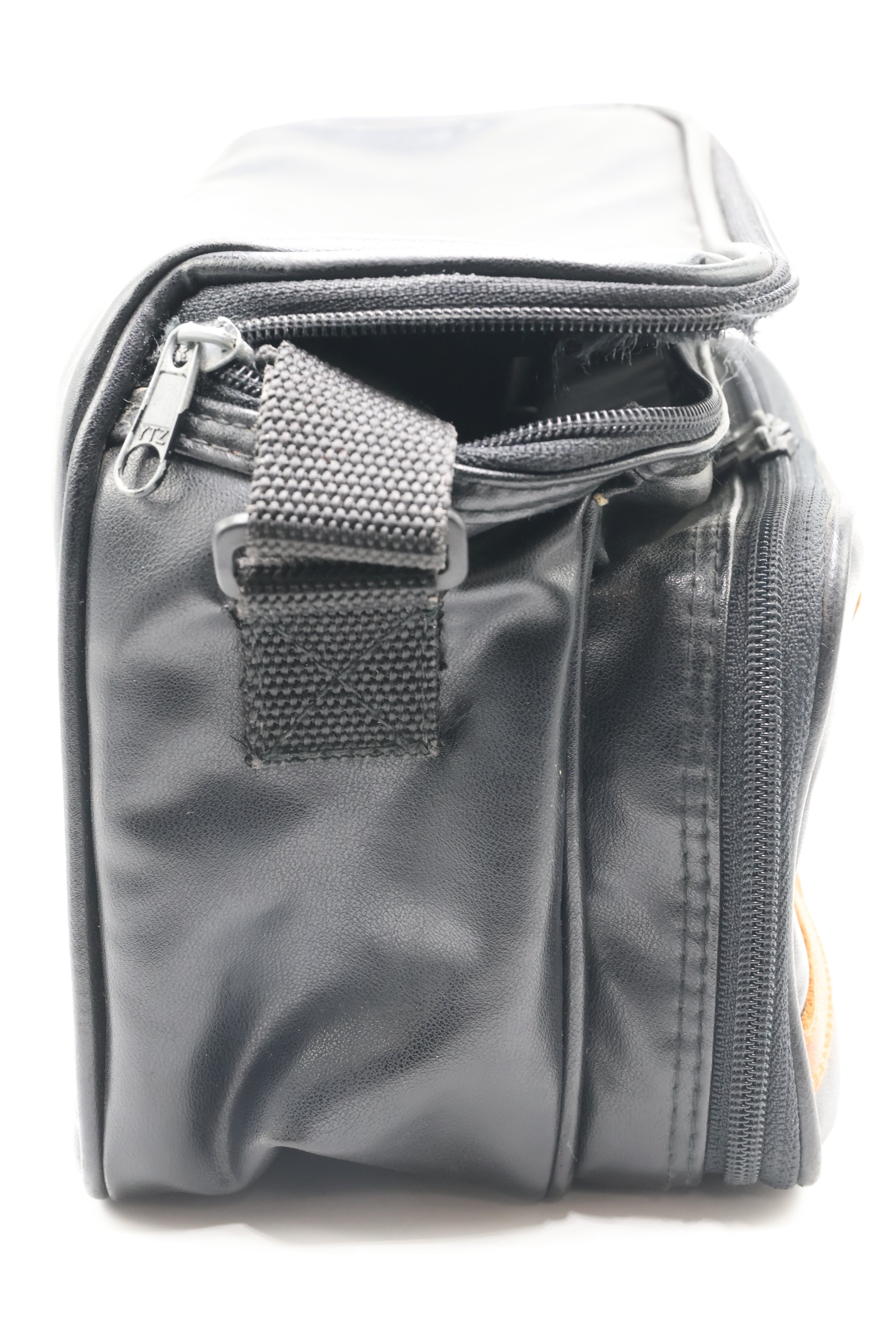 Quantum Black Camera Bag Carry Case, Used - AVC photo video store