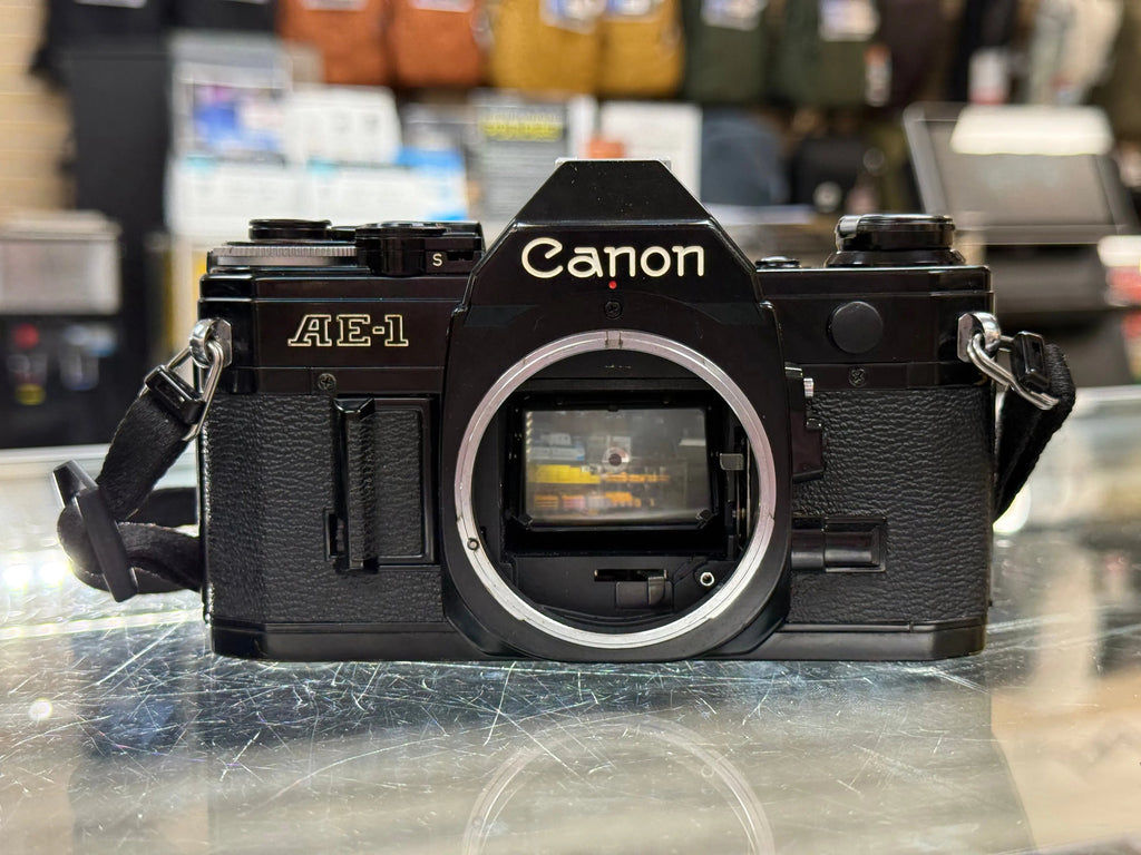 Canon AE1-50F14-16564 AE-1 35mm Film Camera (Black) W/FD 50mm f/1.4 S.S.C. Lens, Used CANON