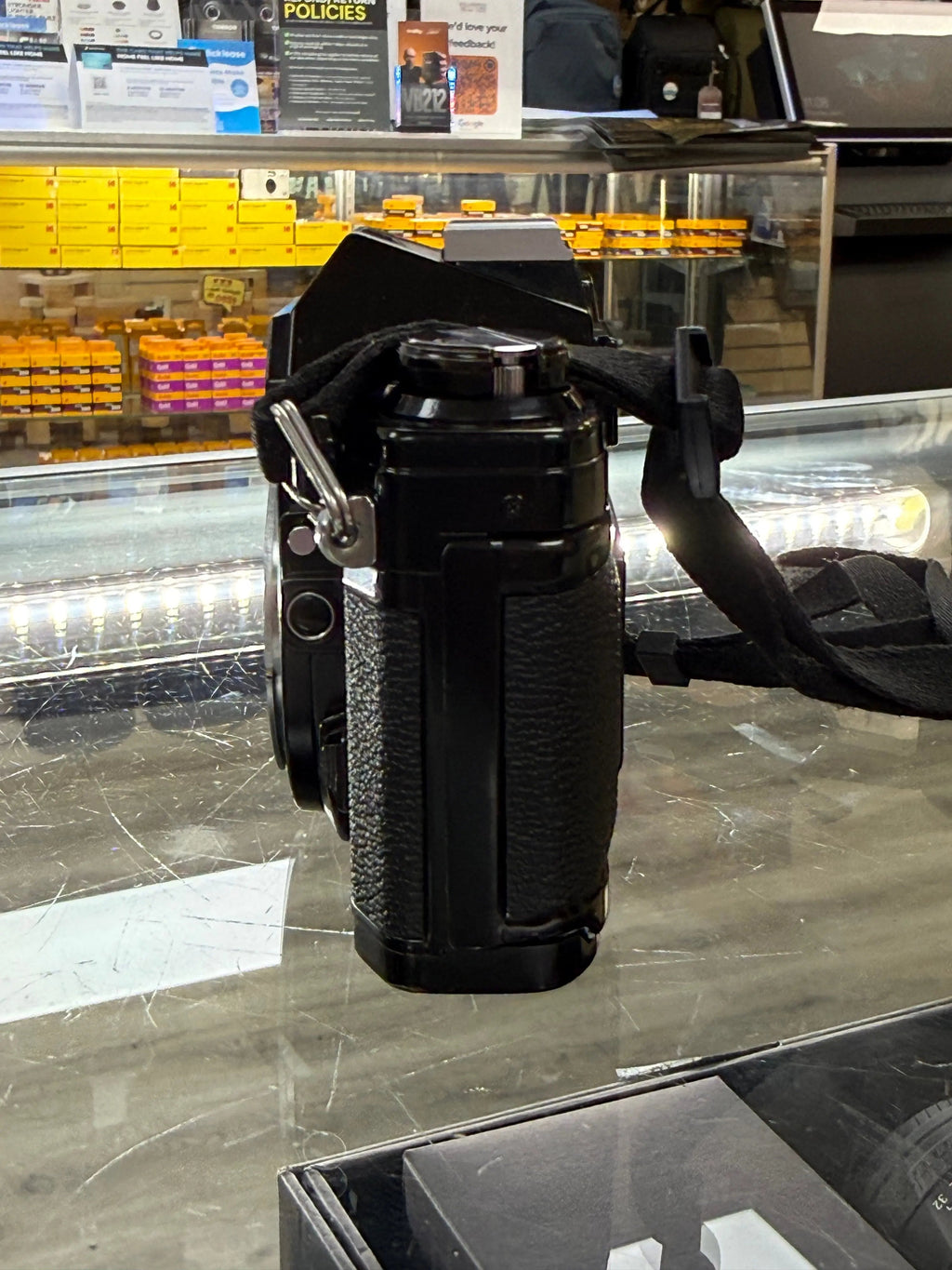 Canon AE1-50F14-16564 AE-1 35mm Film Camera (Black) W/FD 50mm f/1.4 S.S.C. Lens, Used CANON