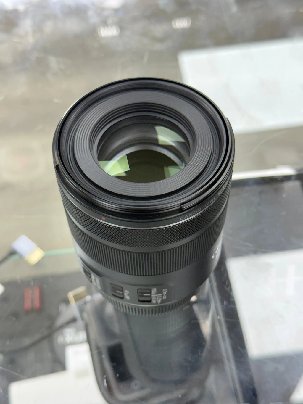 CANON 85F2-00647 RF 85mm f/2 Lens, Used CANON