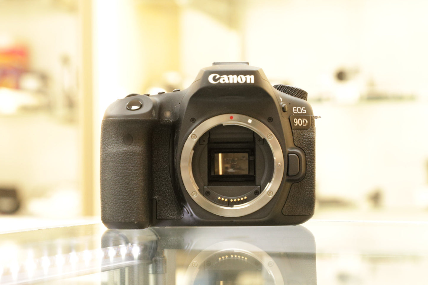 Canon EOS90DKIT-00952 EOS 90D DSLR Camera Body (32.5MP) W/18-55MM Lens, Used