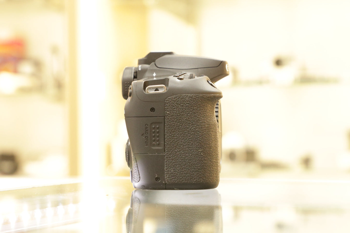 Canon EOS90DKIT-00952 EOS 90D DSLR Camera Body (32.5MP) W/18-55MM Lens, Used