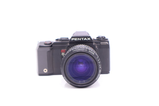 Pentax A3000-30429 W/ 28-80mm Macro Lens, Used (FOR PARTS)
