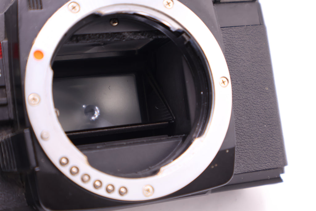 Pentax A3000-30429 W/ 28-80mm Macro Lens, Used (FOR PARTS) - AVC photo video store
