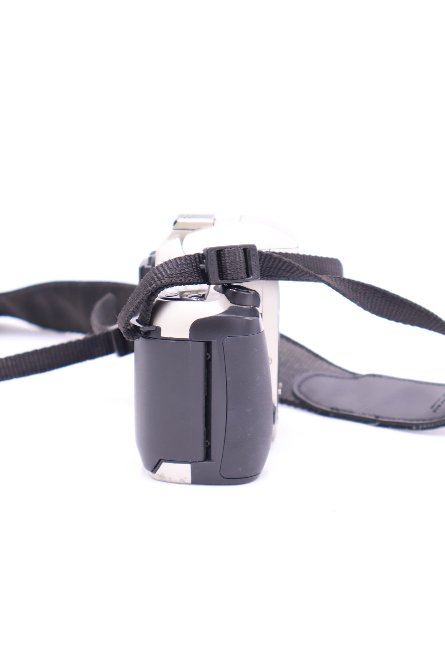 Pentax ZX-30-91155 Camera Body, Used (FOR PARTS)