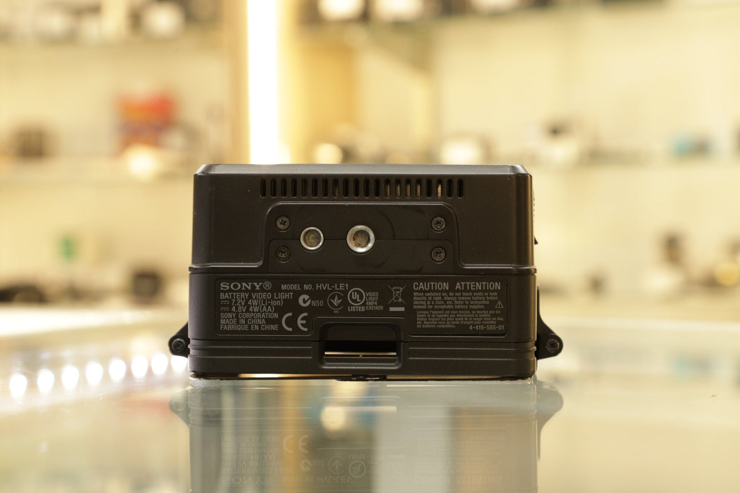 SONY HVLLE1-90146 LED Battery Video Light HVL-LE1, Used