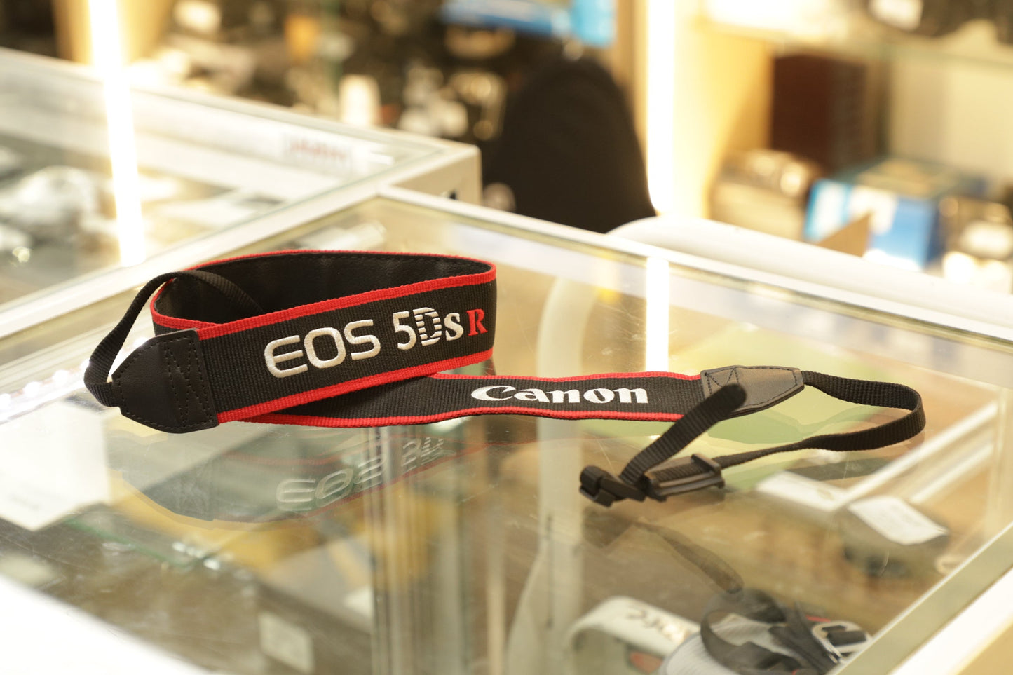 Canon 5DSR-01078 EOS 5DSR DSLR Camera Body 50MP, Used